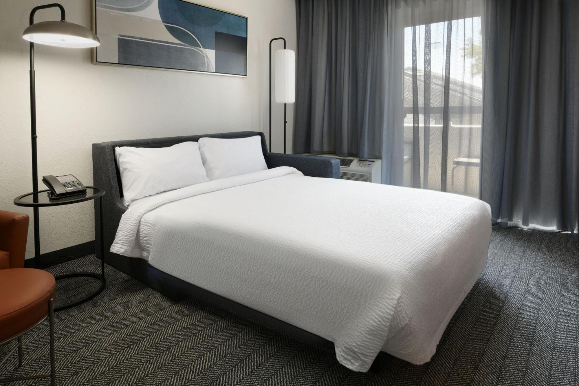 Courtyard Dallas Las Colinas Irving Exteriör bild
