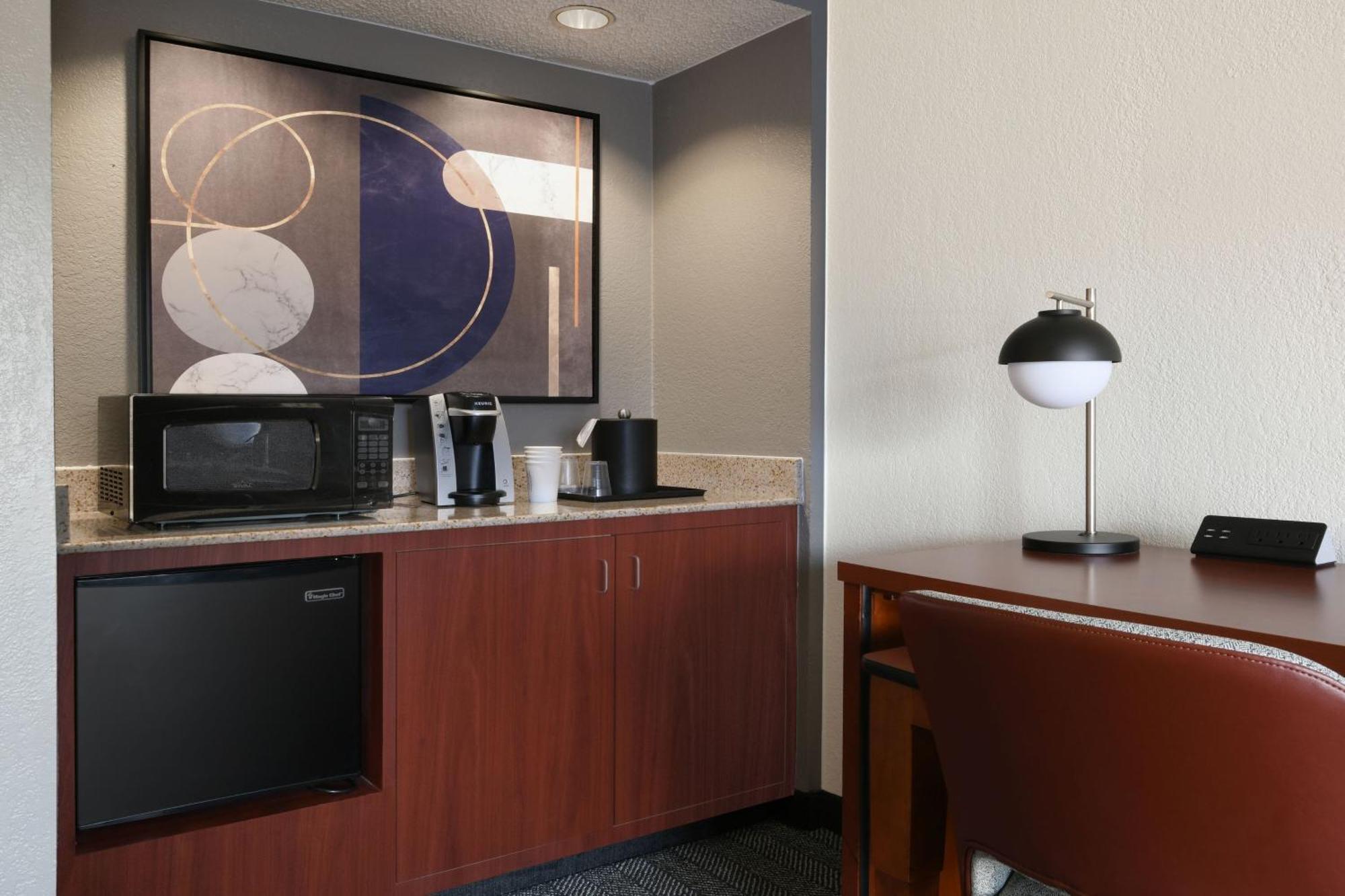 Courtyard Dallas Las Colinas Irving Exteriör bild